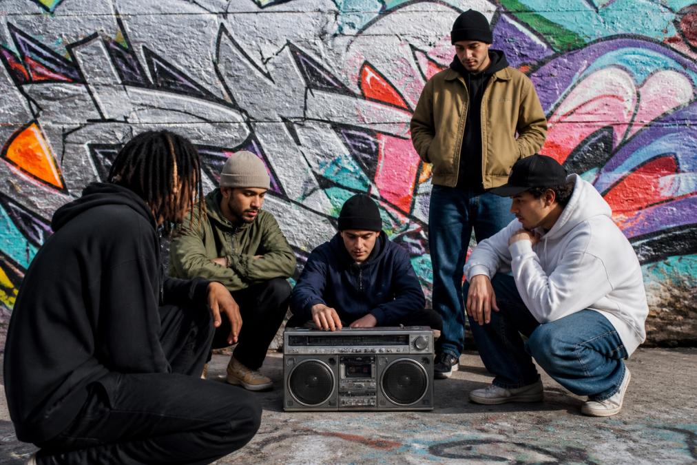 Streetwear en hiphop: cultuur en stijl
