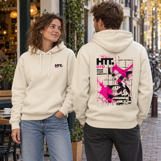 HTT.010 Industrial Identity hoodie in Bone Cream, voor- en achterkant gedragen door twee personen op straat.