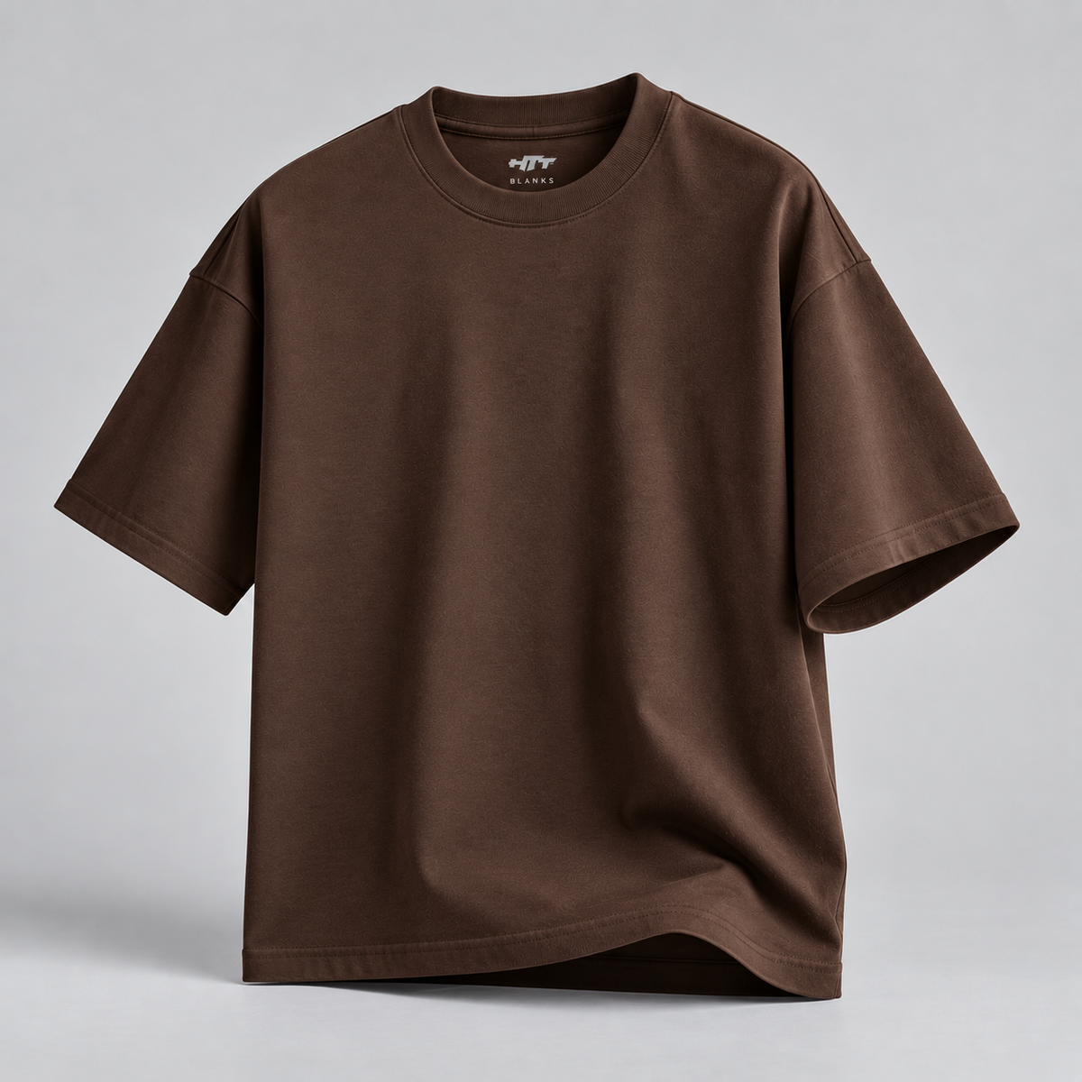 HTT BLANKS Boxy T-Shirt Dark Brown – oversized voorzijde