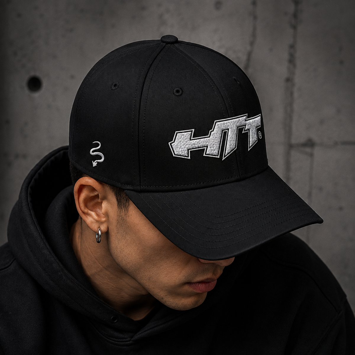 HTT Good/Bad Structured Cap zwart – unisex premium streetwear pet met geborduurd HTT-logo