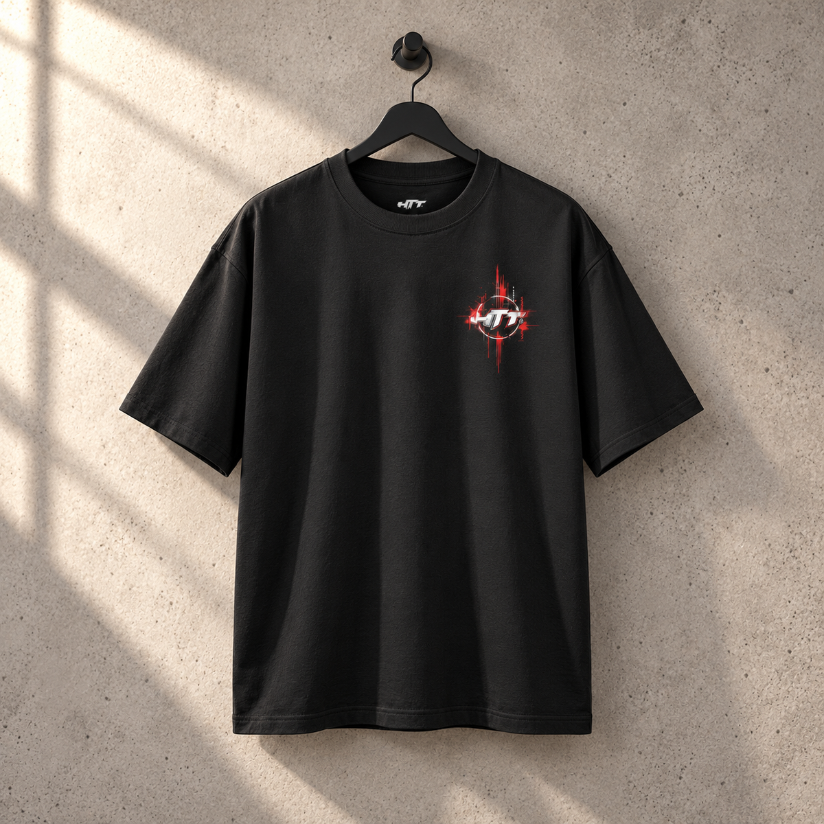 Zwart HTT Industrial World heavyweight boxy T-shirt aan een hanger, met ronde hals, verlaagde schouders en kleine borstprint.