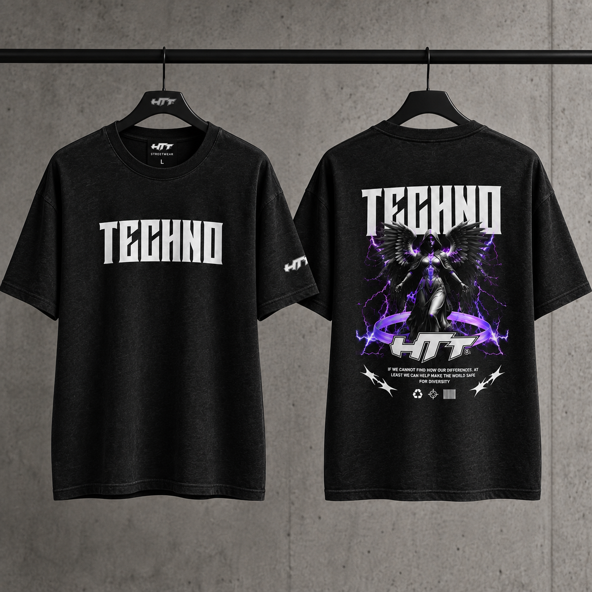HTT Techno Angel T-Shirt voor- en achterkant op hanger met TECHNO-print en paarse Techno Angel-backprint