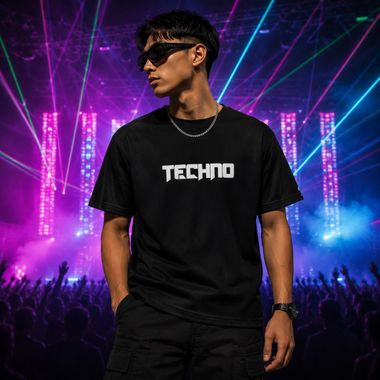HTT Techno Unisex Sports Jersey voorkant op model in techno festival setting